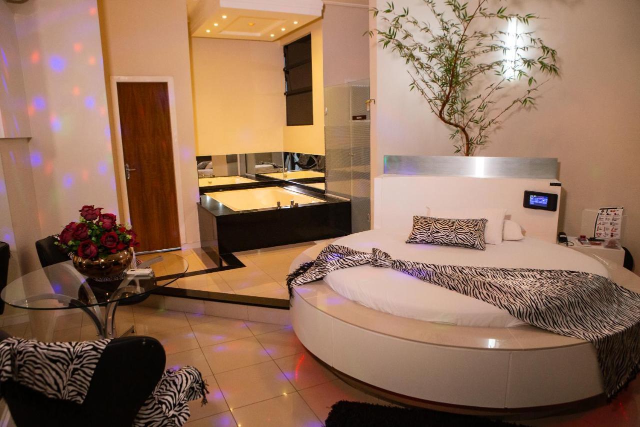 Top Motel Крисиума Экстерьер фото
