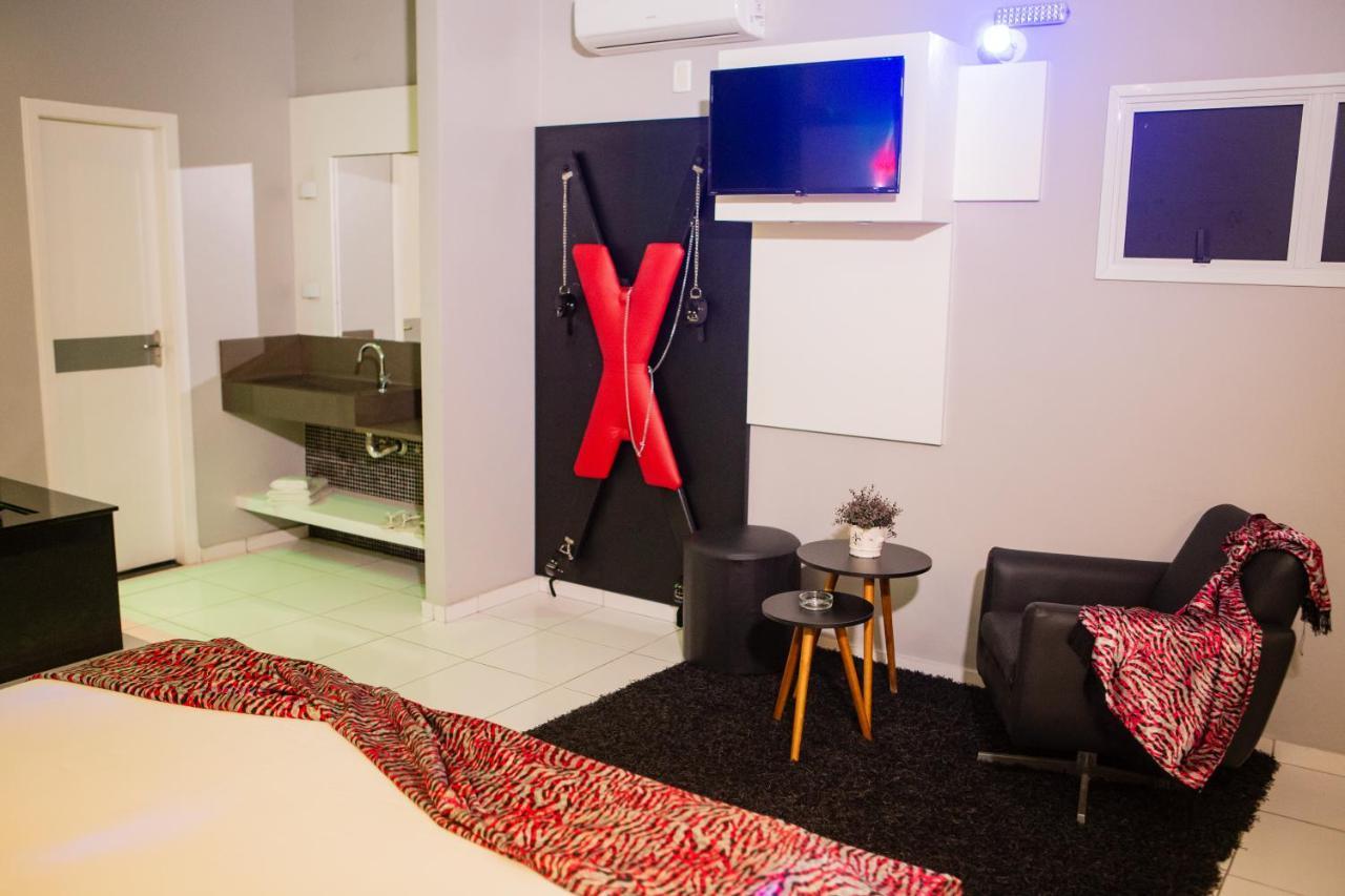 Top Motel Крисиума Экстерьер фото