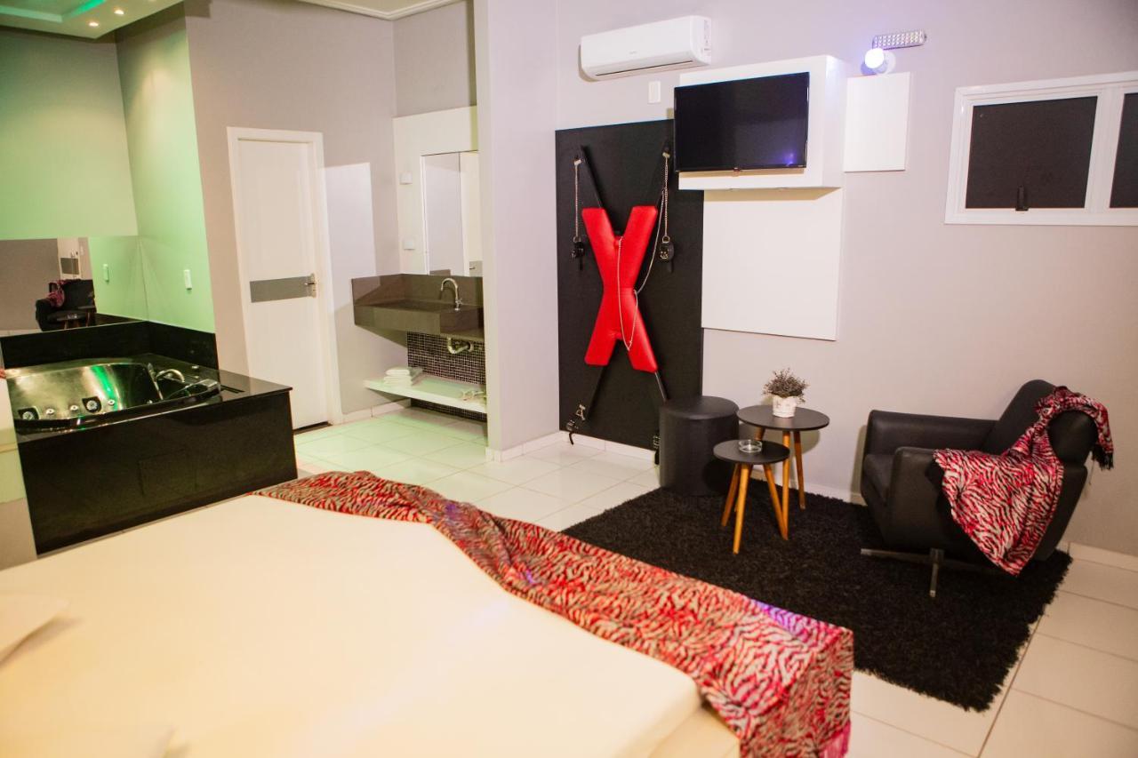 Top Motel Крисиума Экстерьер фото