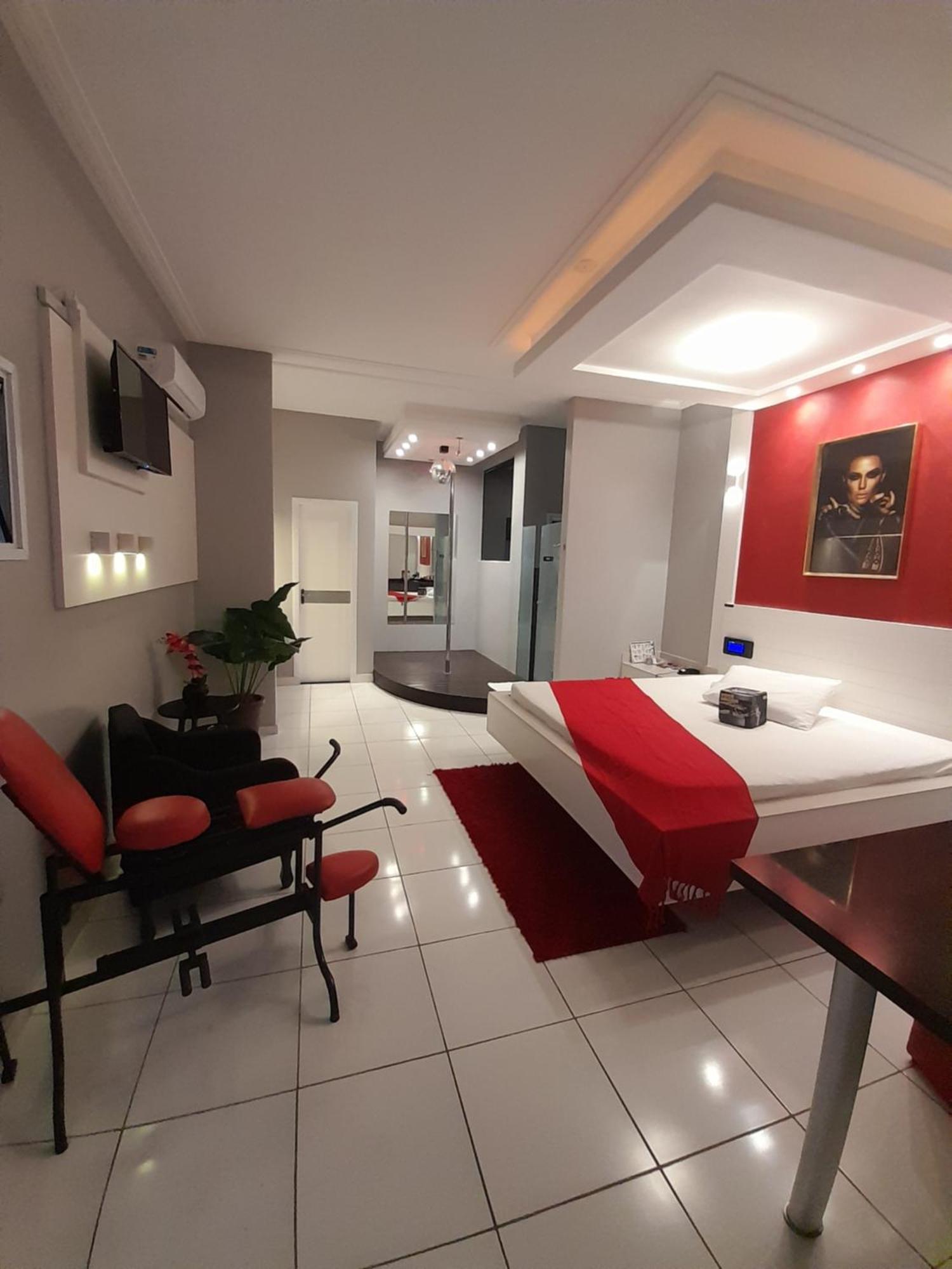 Top Motel Крисиума Экстерьер фото
